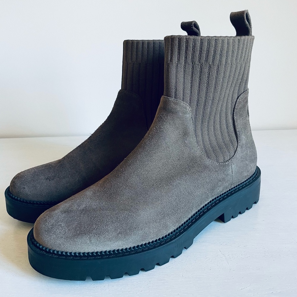 Blonde Hallie Booties in Dark Taupe.